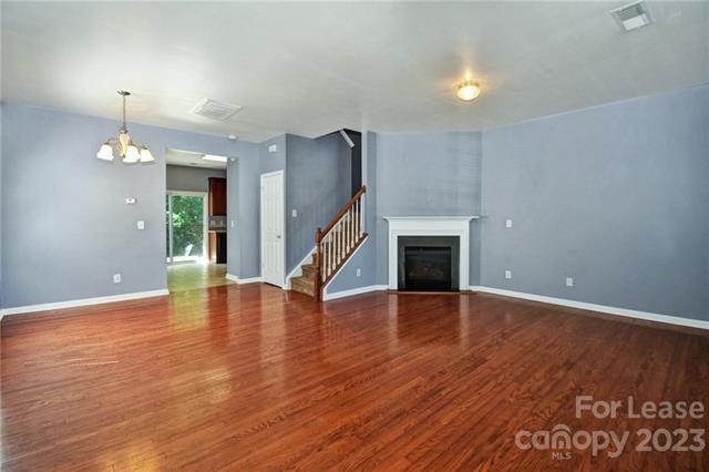 Building Photo - 3010 Summerfield Ridge Ln