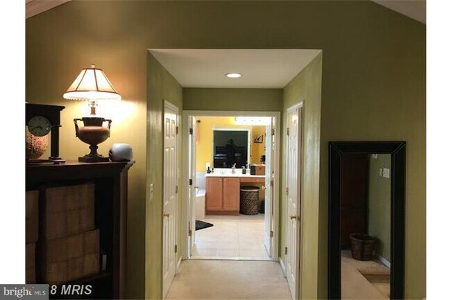 Foto del edificio - 1603 Rising Ridge Rd