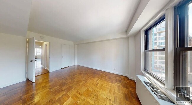 Foto del edificio - EAST 63 STREET
