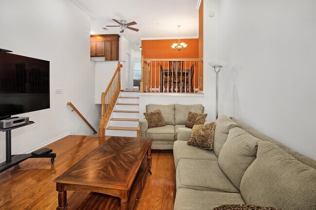 Building Photo - 363 Oswego Ct