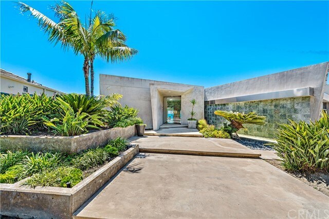 Primary Photo - 1345 Coral Dr
