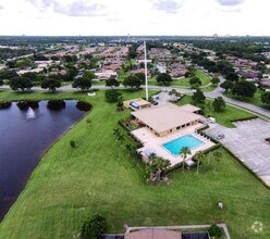 Building Photo - 5365 Eagle Lake Dr