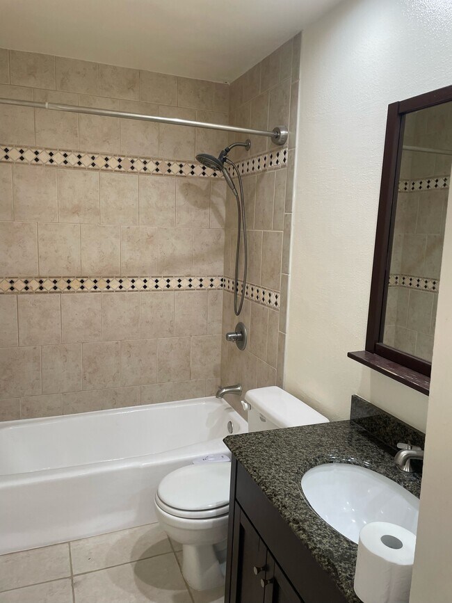 Foto del edificio - 1325 26th St
