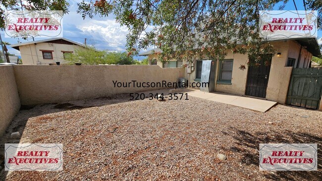 Foto del edificio - 8th Street and Euclid - 1 bedroom 1 bath r...