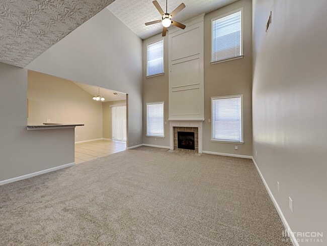 Building Photo - 3337 Coach House Ct