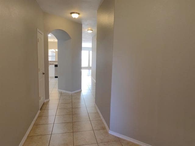 Building Photo - 516 Rustic Oak Ln