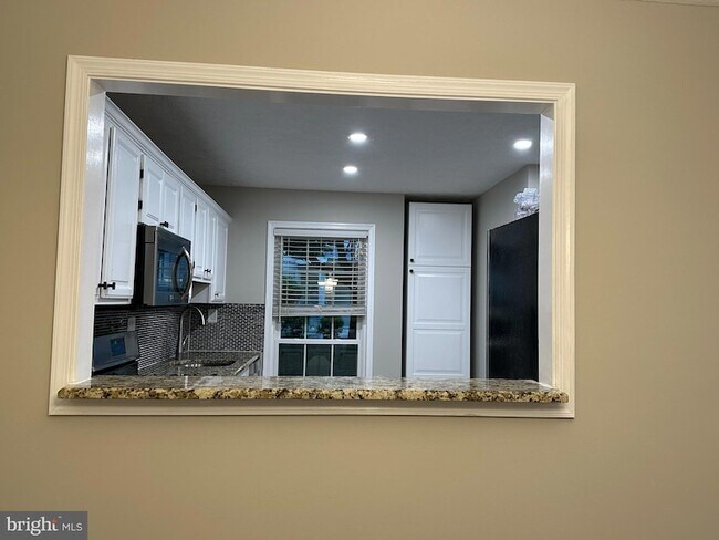 Building Photo - 12014 Cardamom Drive Unit 12014