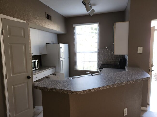 Photo - 1 Bedroom 1 bathroom condo