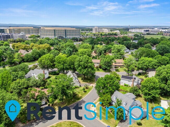 Foto del edificio - 13611 White Barn Ln