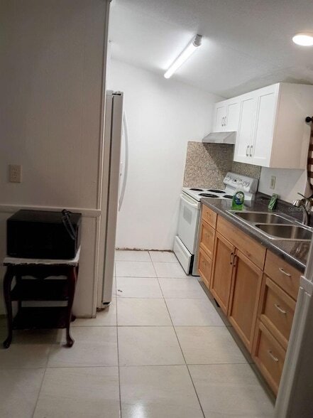 Foto del edificio - 928 NW 111th Ct