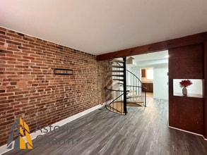 Building Photo - 508 Wyeth St