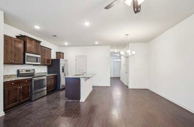 Foto del edificio - 3927 Cannonsgate Ln
