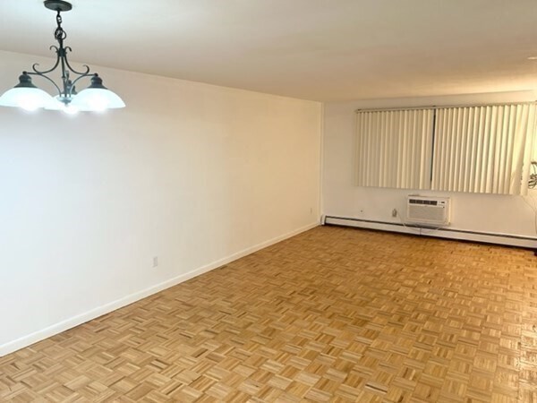Foto del edificio - 5050 Washington St