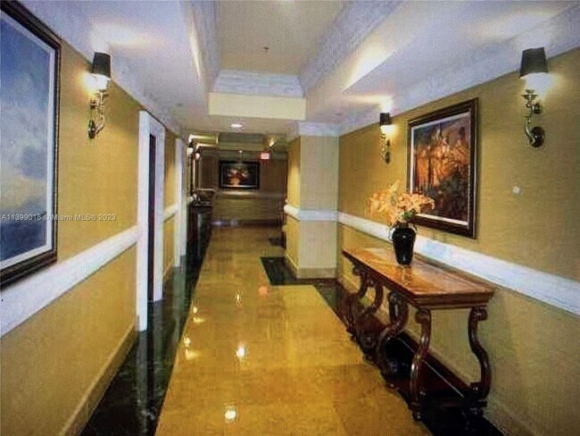 Foto del edificio - 8395 SW 73rd Ave