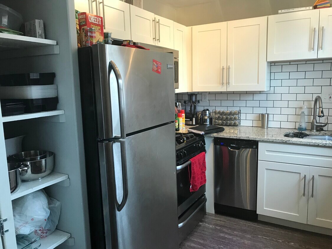 Foto principal - 777 Chamberlain Pl