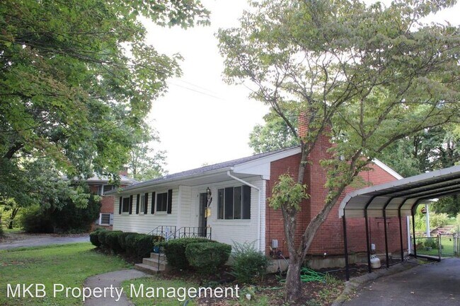 Building Photo - 3 br, 1.5 bath House - 3260 Rasmont Road