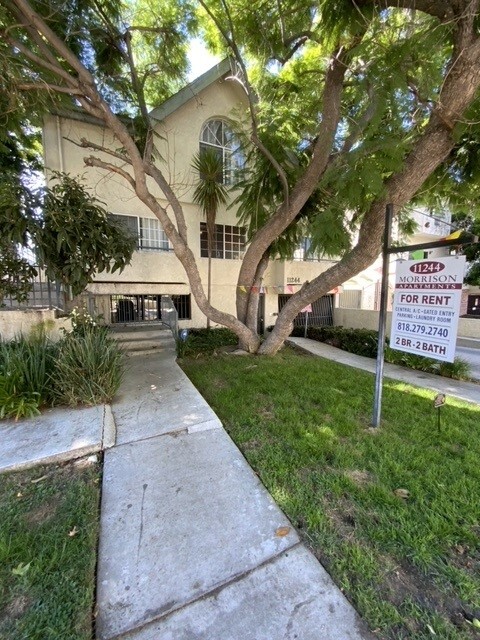 Building Photo - 11244 Morrison St