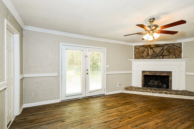 Foto del edificio - 1622 Blackwell Rd