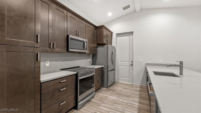 Building Photo - 8720 Cypress Lake Dr
