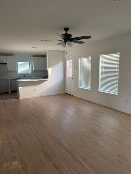 Foto del edificio - 3115 Savannah Rose Dr
