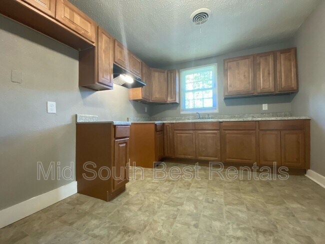 Foto del edificio - 1425 Wilson St