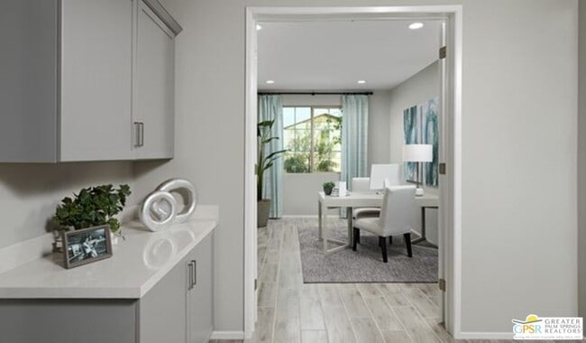 Foto del edificio - 3041 HOMEWARD St