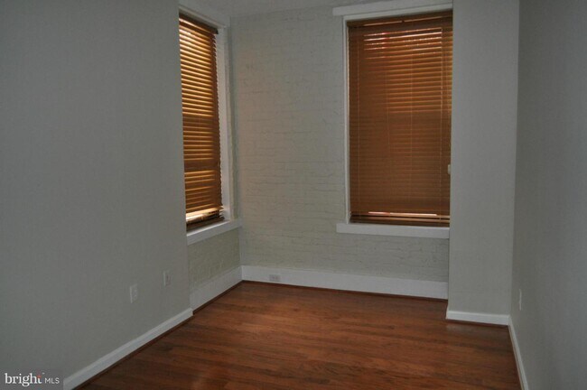 Foto del edificio - 1615 Q St NW
