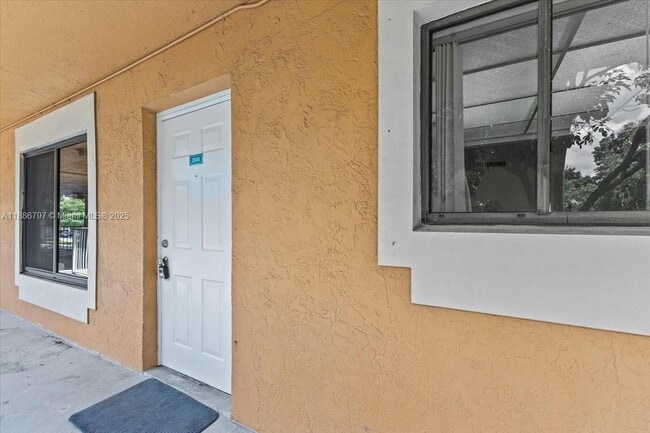 Foto del edificio - 6900 SW 39th St