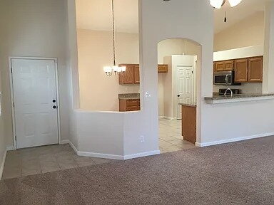 Building Photo - Very nice home