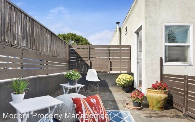 Building Photo - 3 br, 2 bath House - 5152 Romaine St,