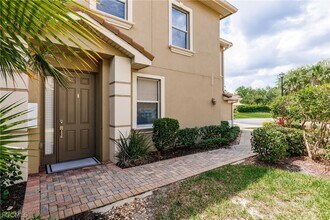Building Photo - 3100 Cottonwood Bend