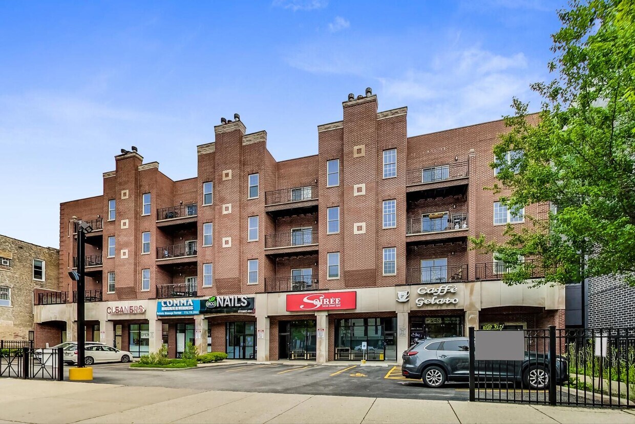 Foto principal - 2032 W Division St