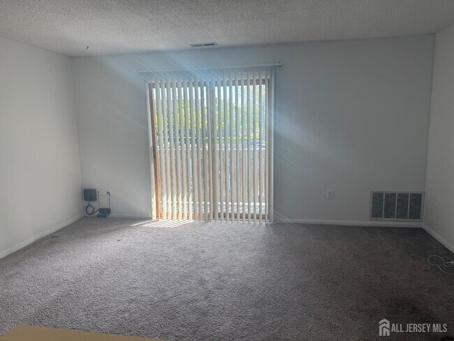 Foto del edificio - 1908 Ravens Crest Dr