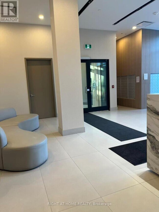 Photo du bâtiment - 3421 Sheppard Ave E