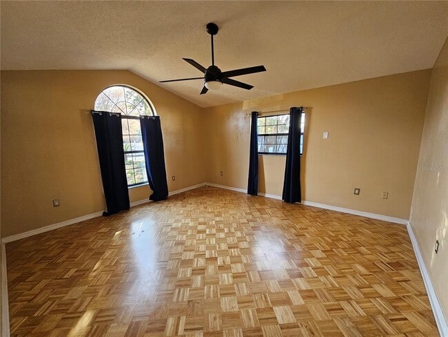 Foto del edificio - 2940 Dupont St