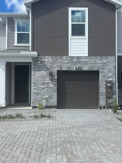Building Photo - 1650 Greenleaf Wds Cv