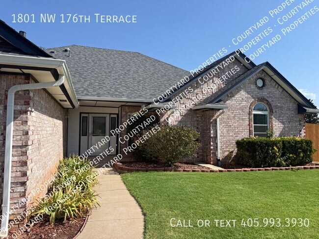 Foto del edificio - 1801 NW 176th Terrace