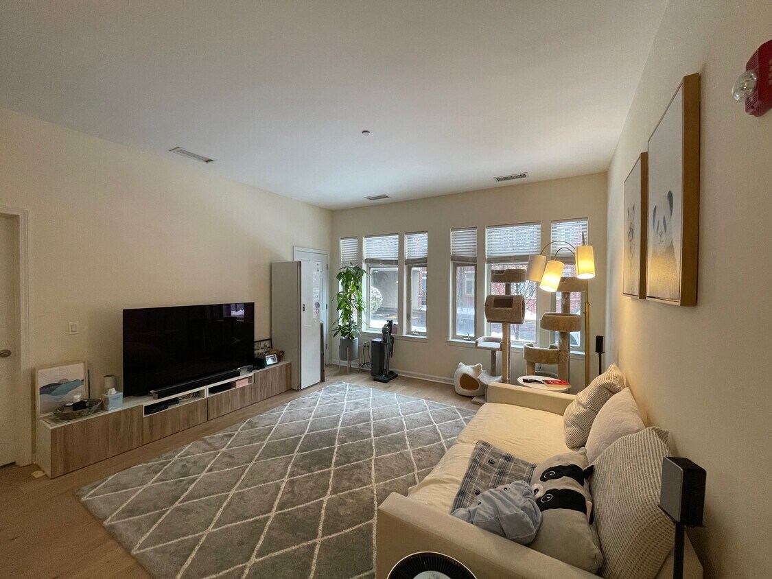 1112 Riverview Ave Unit 112, Englewood, NJ 07631 Condo for Rent in