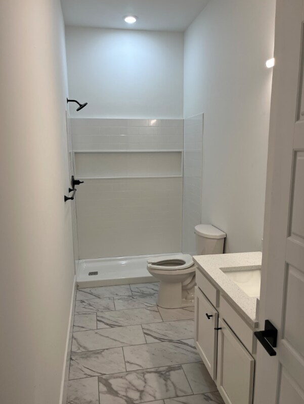 Foto del edificio - 145-151 E Main St