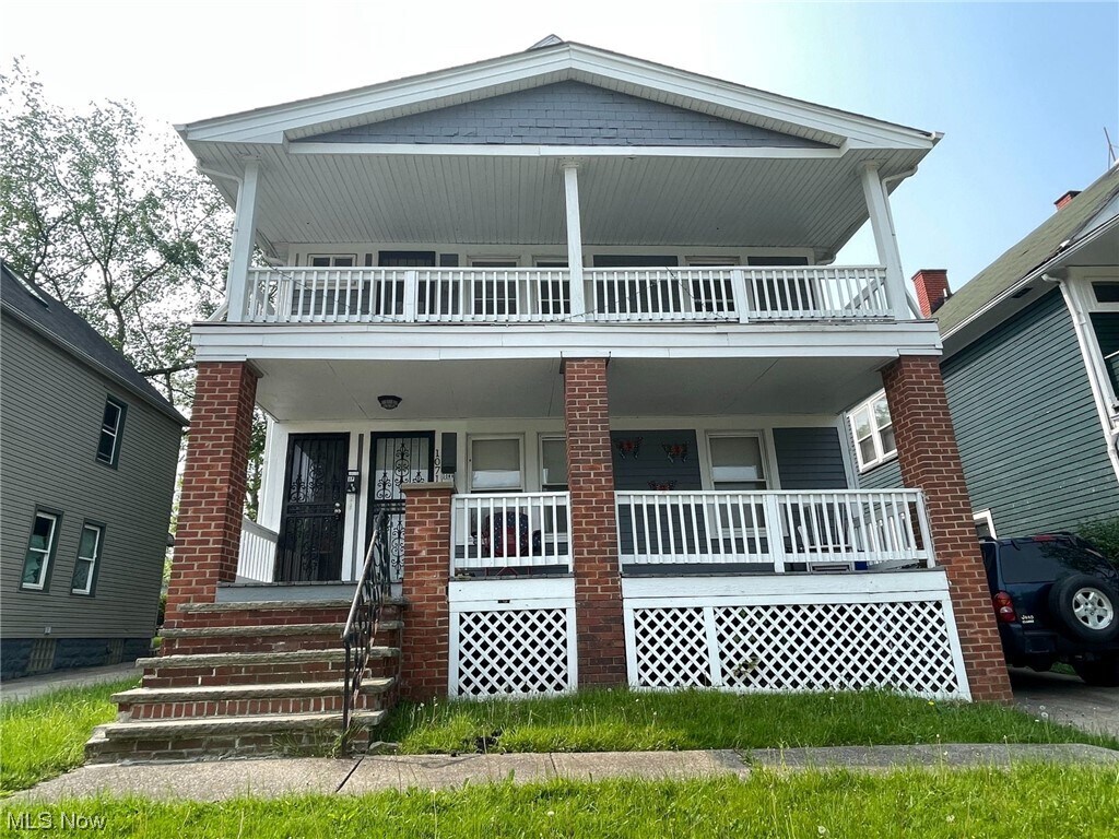 10710 Grandview Ave Unit UP, Cleveland, OH 44104 Apartment for Rent