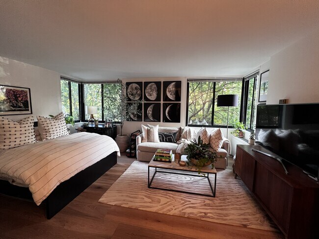Foto del edificio - 2030 F St NW