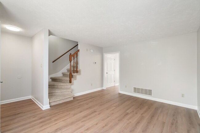 Building Photo - 4051 Heather Ct NW