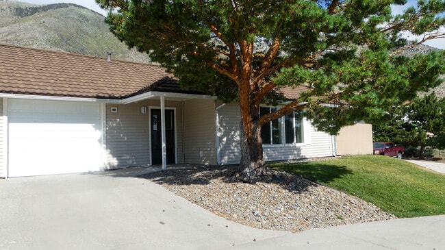 Building Photo - Coleville