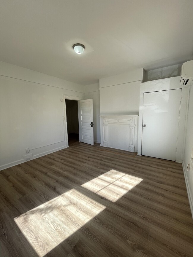 Building Photo - 1624 Fillmore St