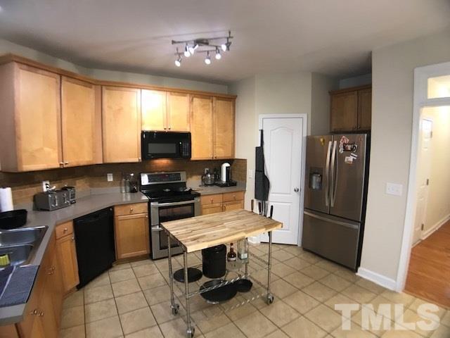 Building Photo - 2114 Stoney Spring Dr