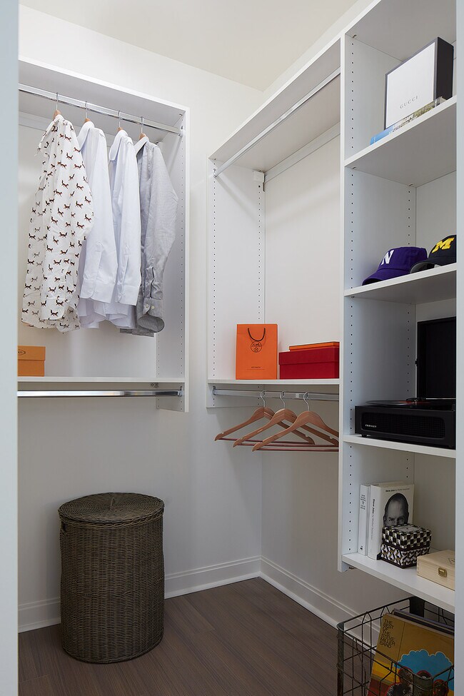 Interior Photo - 500 Lake Shore Drive
