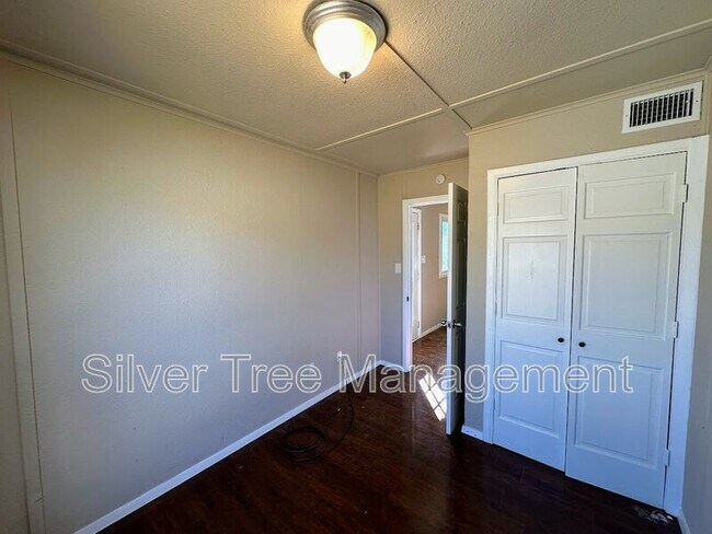 Building Photo - 274 Lark Meadow Dr