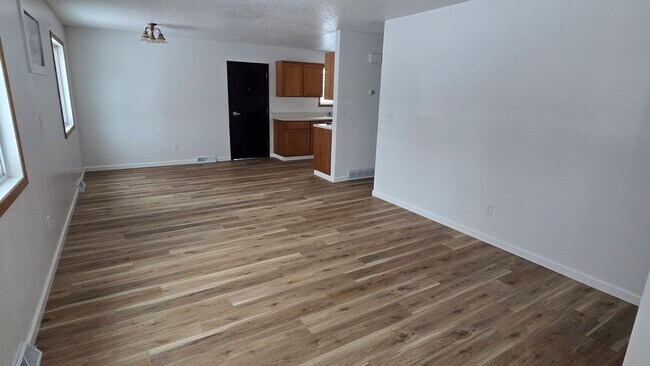 Foto del edificio - 563 4th St SE