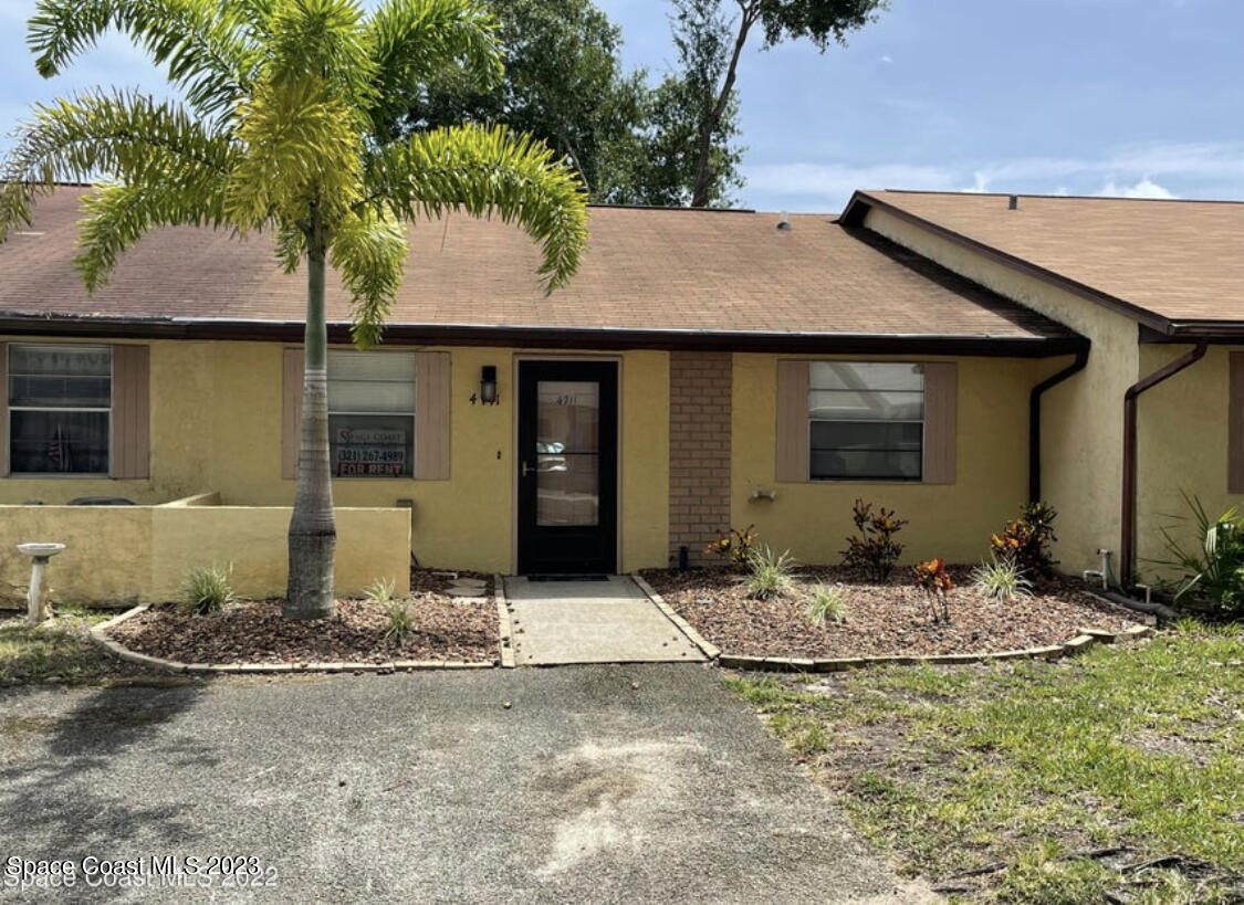 Foto principal - 4711 Mead Ln