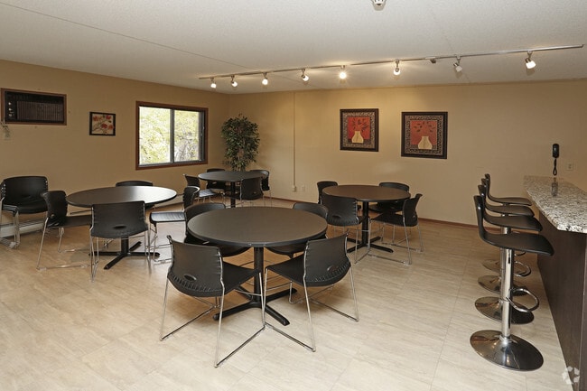 Complejo - Salón social - Joppa Lane